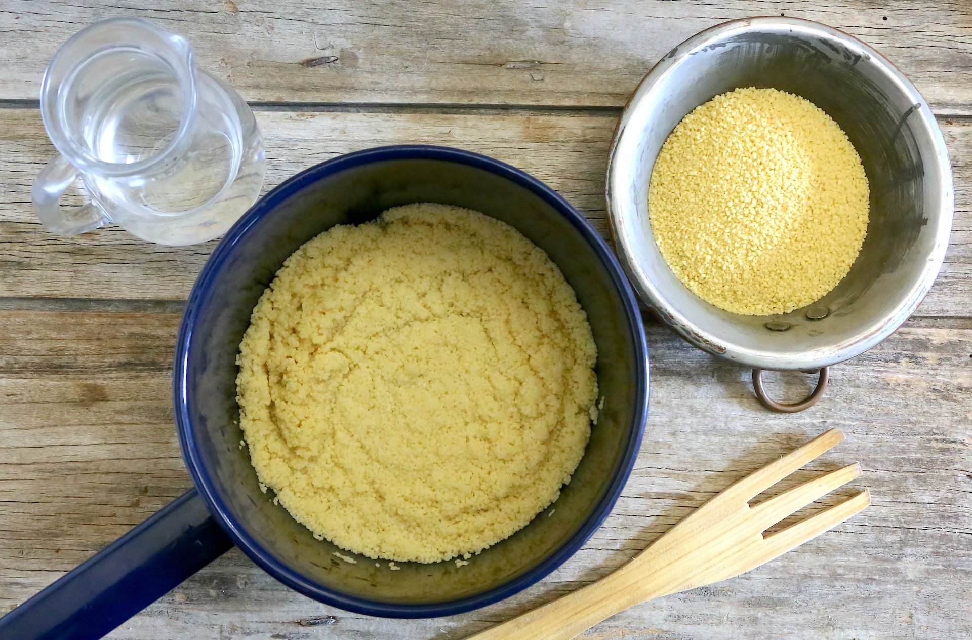 Il couscous si ammorbidisce in acqua © Beatrice Spagoni

