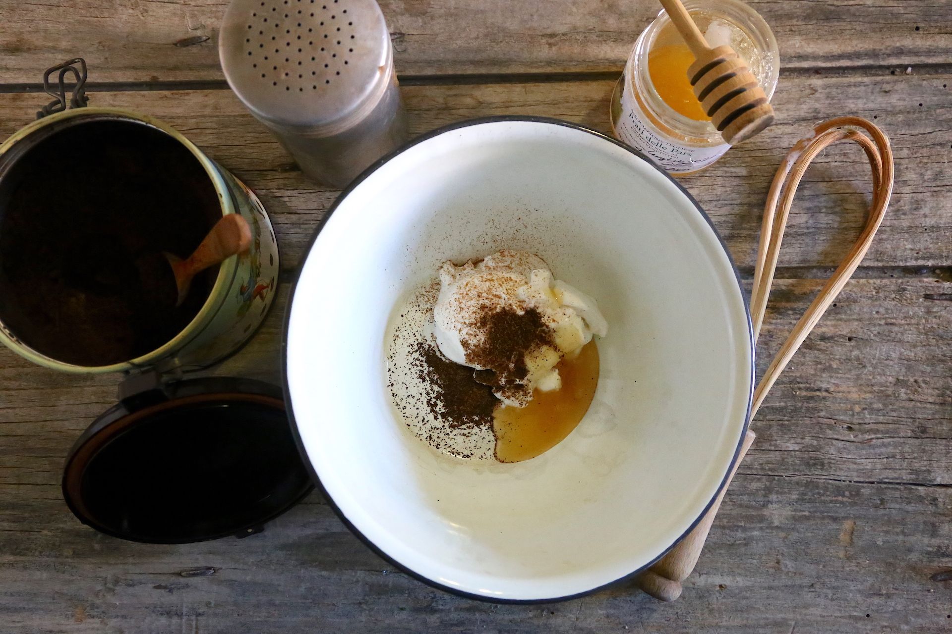 Ricotta, miele, caffè e cannella © Beatrice Spagoni