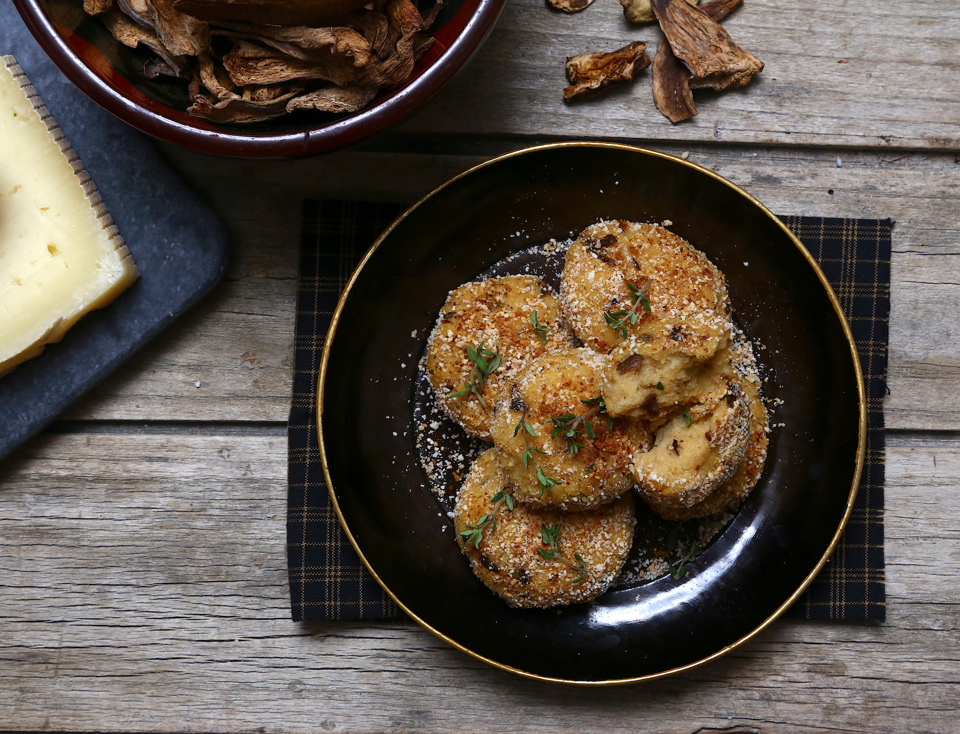 Polpette di polenta servite © Beatrice Spagoni