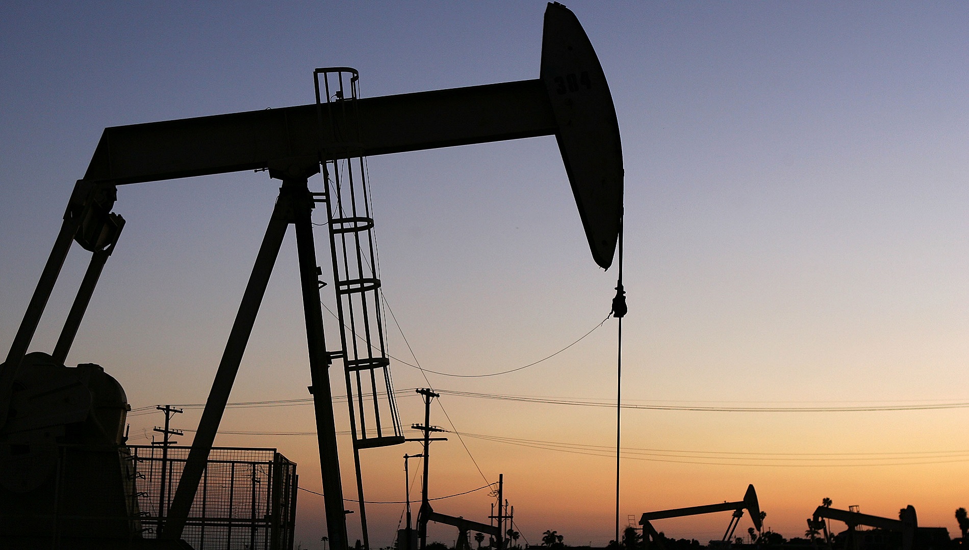 High Oil Prices Continue To Drive Gas Prices Steadily Upwards