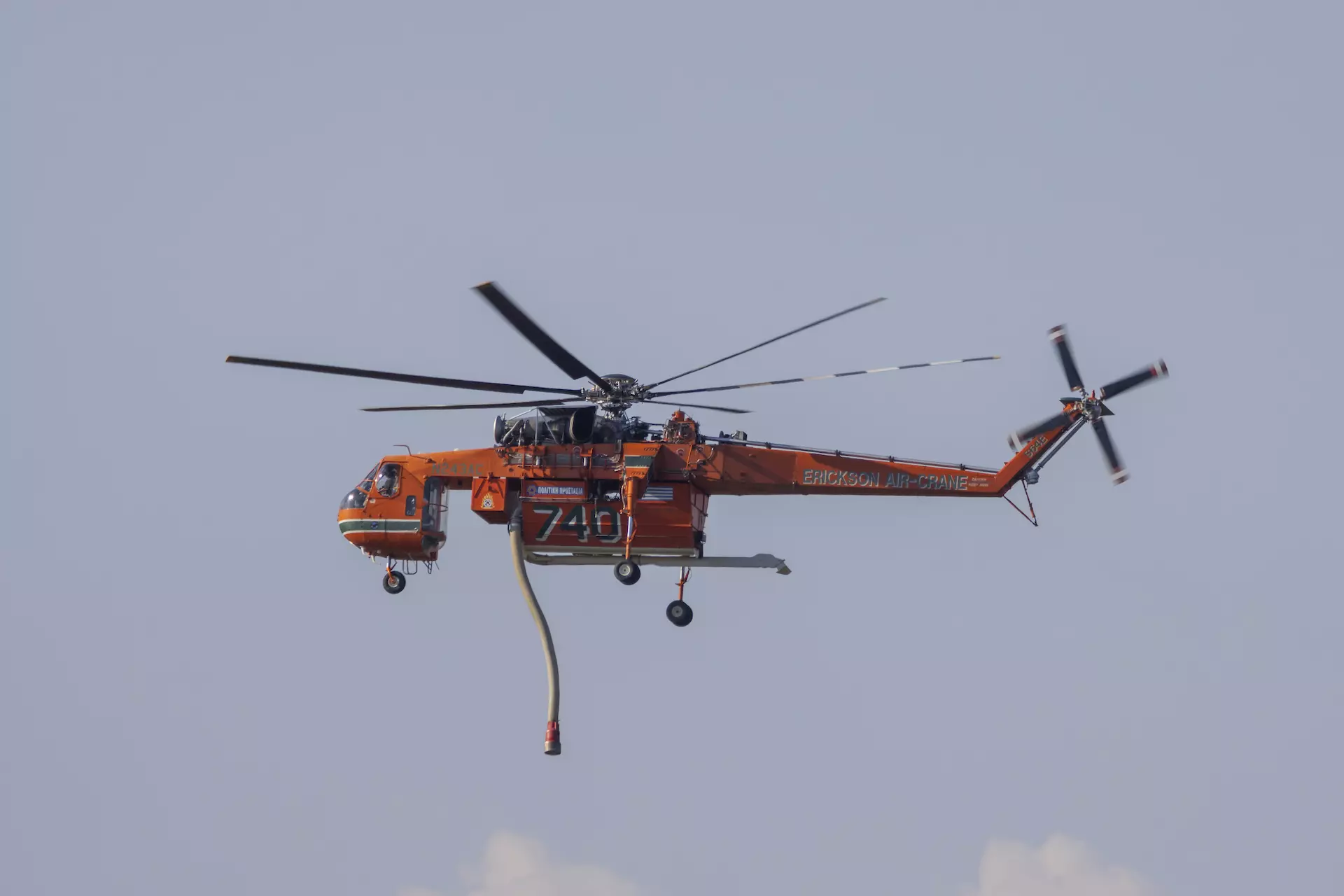 incendi-grecia-mezzi-di-soccorso