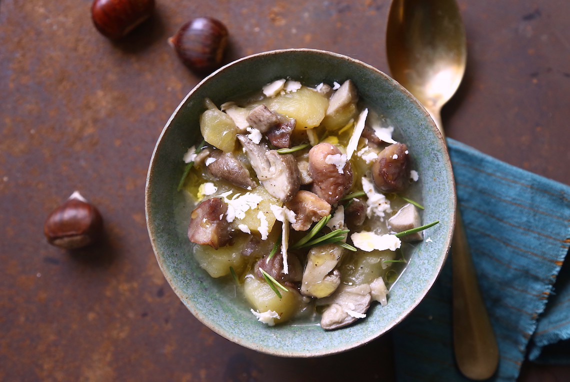 Zuppa di patate, porcini, castagne e ricotta al forno LifeGate