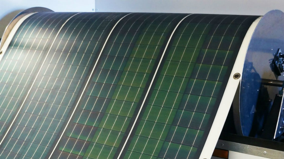 Pannello fotovoltaico flessibile e portatile Roll Array | LifeGate