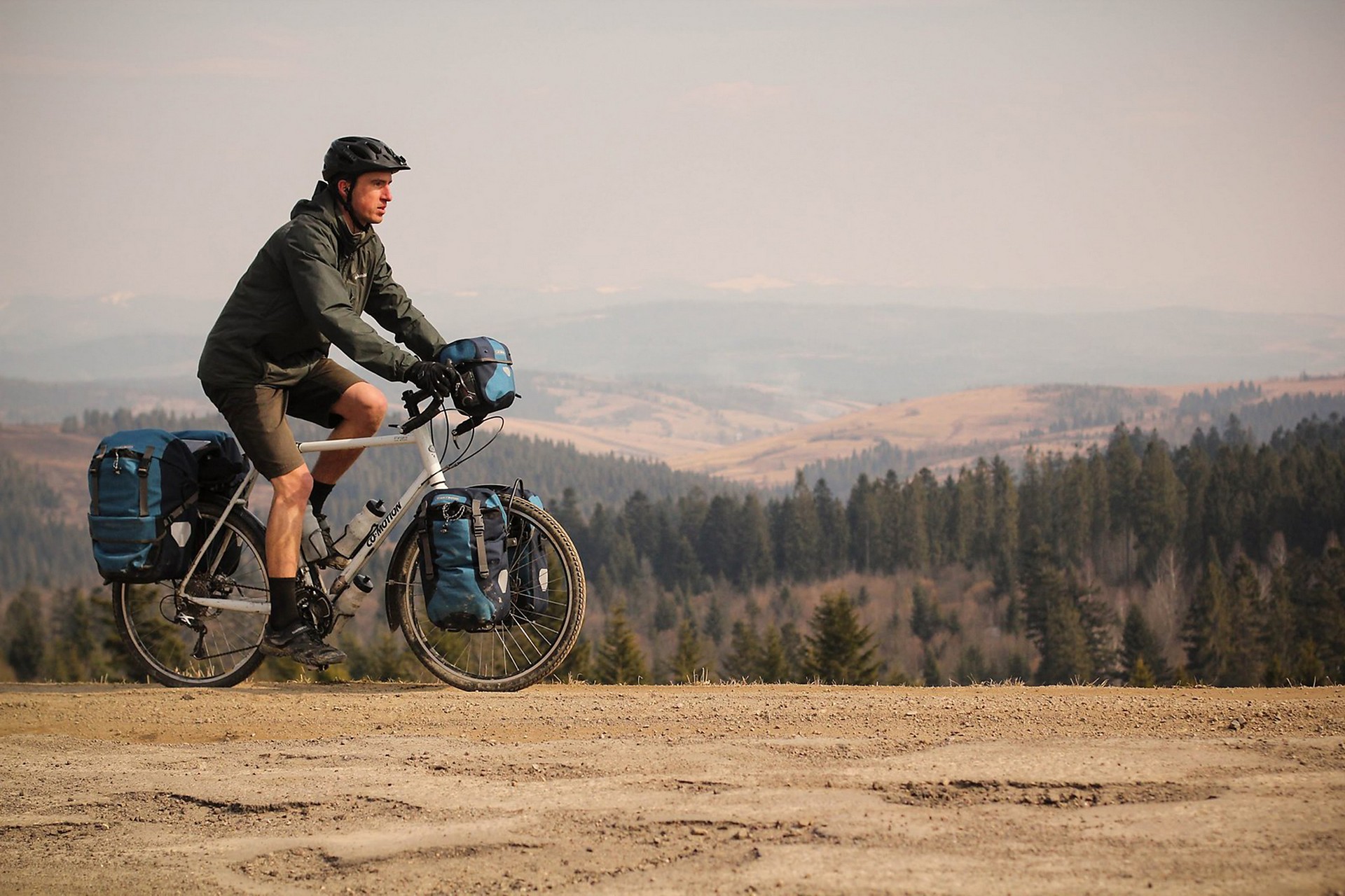 Bike travel. Велосипедный туризм. Велосипед для туризма. Велотуризм. Велотуризм с прицепом.