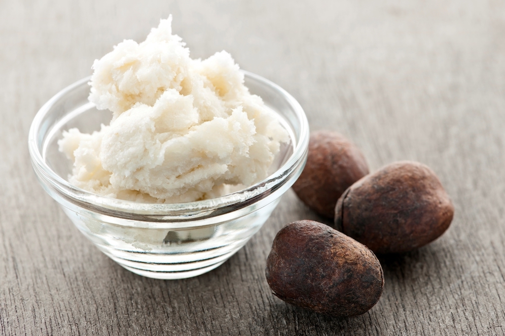 Burro di karatè utile per una crema viso fai da te.