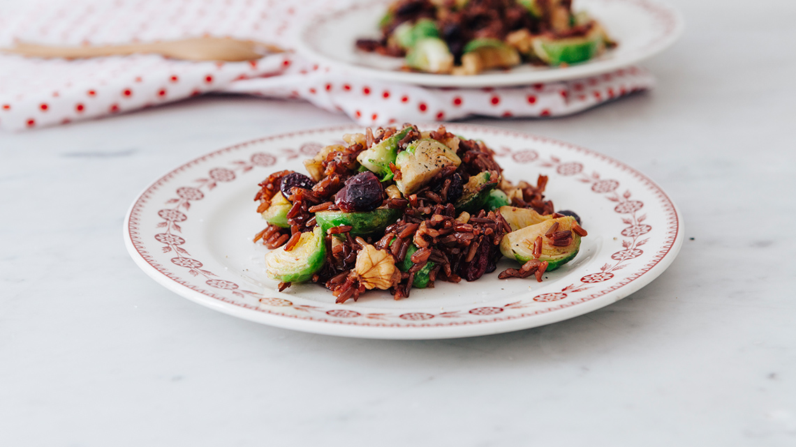Riso rosso con cavoletti di Bruxelles